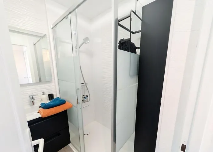 With Balcony - Les Reves Bleus