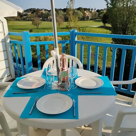 With Balcony - Les Reves Bleus Apartment *