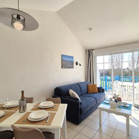 With Balcony - Les Reves Bleus Apartmán *